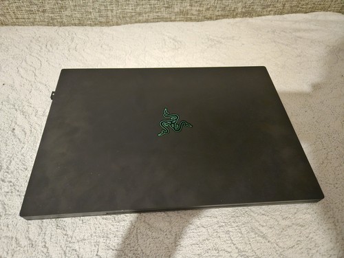 Razer blade rz09 - 16,